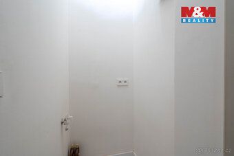 Představujeme Vám nádherný a prostorný byt o dispozici 4+1, 