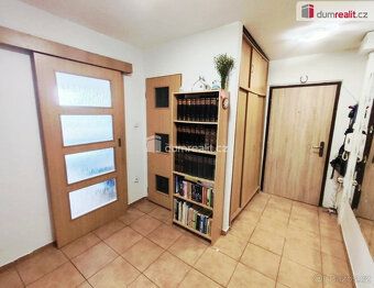 , Nabízím k prodeji prostorný a světlý byt 3+1 o celkové plo