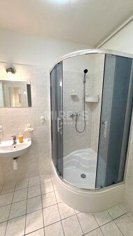 Nabízíme Vám k pronájmu slunný byt 2+kk 35 m2 s novým prosto