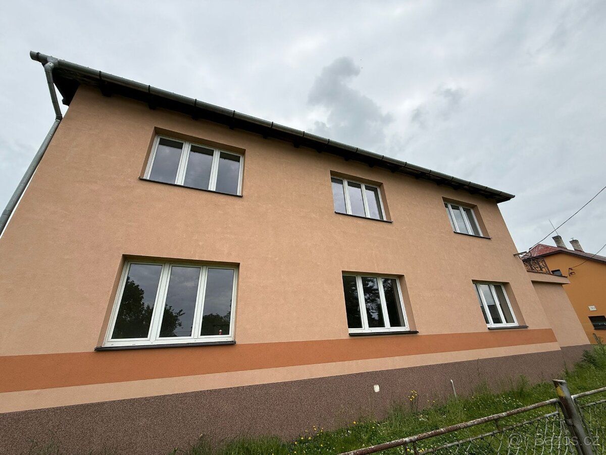 Dobrý den, nabízíme pokoje k pronájmu v rodinném domě v Mošn