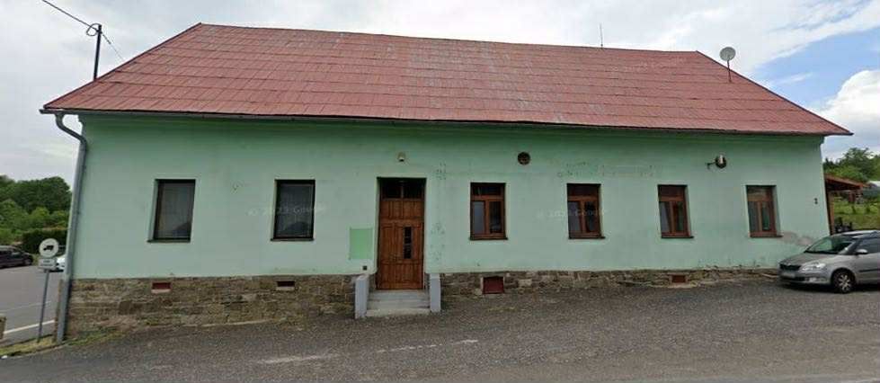 Dobrý den, nabízíme pokoje k pronájmu v rodinném domě v Vojk
