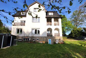 Prodej vícegenerační vily / bytového domu (3 byty, 483 m²), 