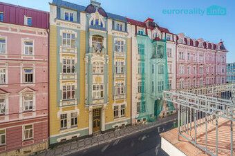 Prodam byt 102m, balkon ,panel,4+1 ,pokoje nejsou průchozí, 