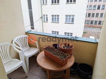 Bydlení kousek od centra. Pěšky se dostanete všude tam kam p