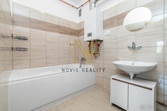 Pronájem bytu o dispozici 1+1 a celkové ploše 65 m². Byt se 