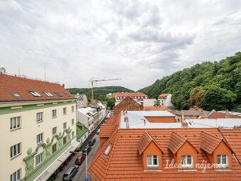 K dlouhodobému podnájmu nabízíme útulný byt o dispozici 1+kk