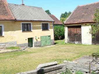 REALITY BLATNÁ nabízí - venkovské stavení se zahradou proték