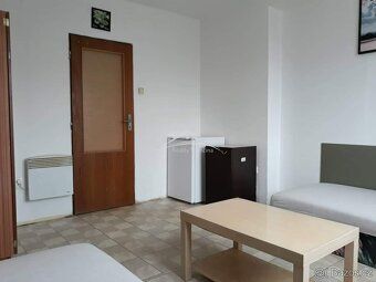Nabízíme pronájem vybavených pokojů v rodinném domě v Pelhři