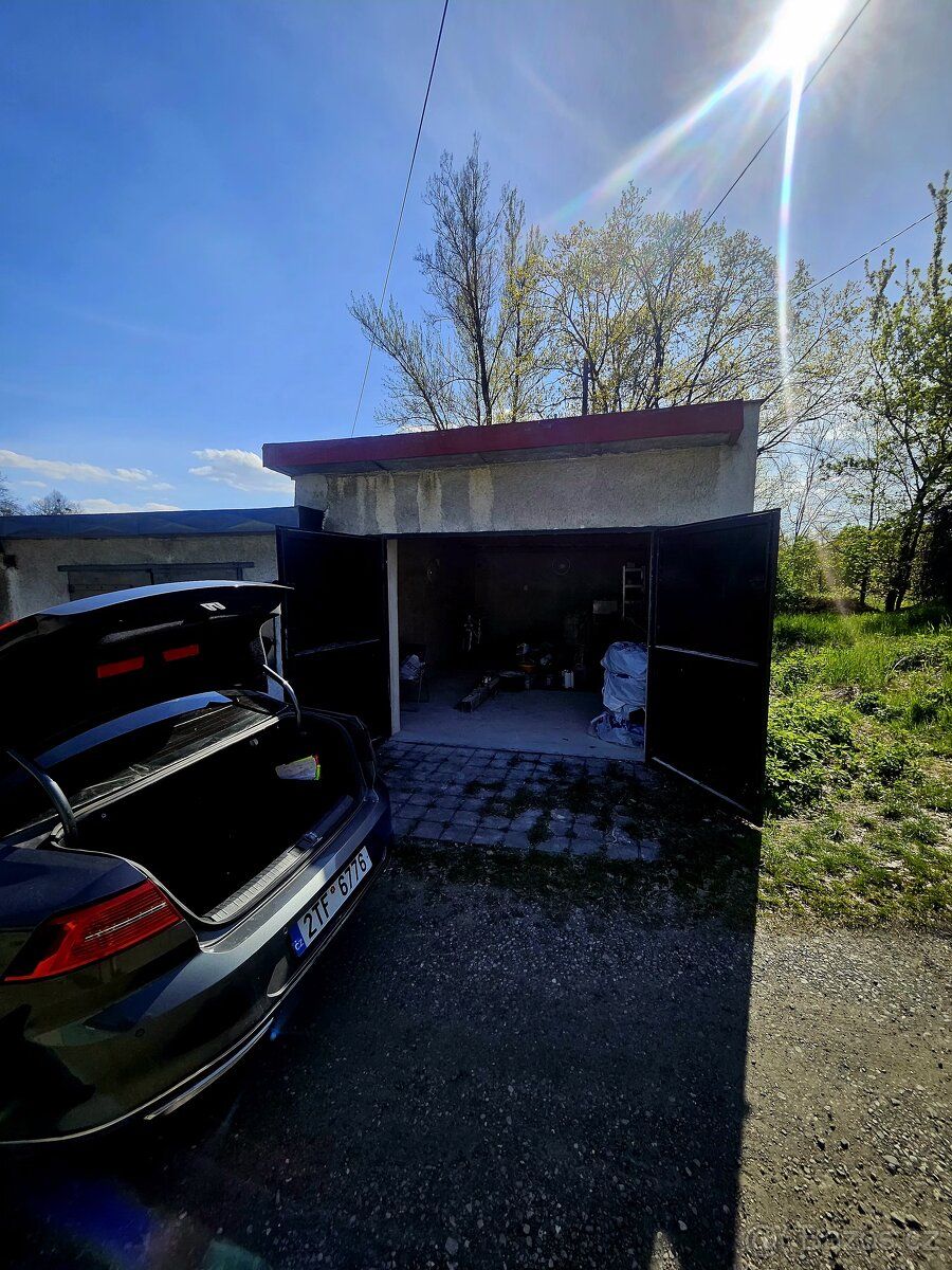 Prodam Garaz v karvine raji za splavem 27m2 krajni sucha nov