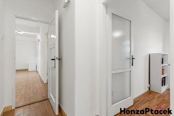Ev.č. 15596 Nabízím byt 2+1 o ploše téměř 70 m2 ve Lvovské u