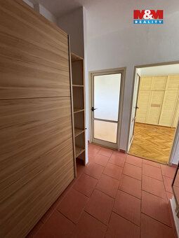 Nabízíme pronájem velmi pěkného bytu 2+1 o užitné ploše 54 m