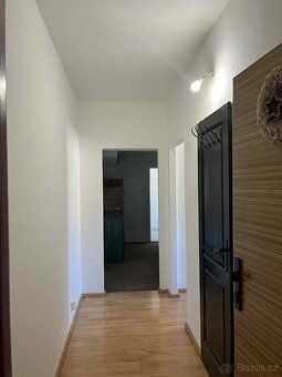 Nabízíme k prodeji prostorný a slunný byt 3+1 o rozloze 72 m