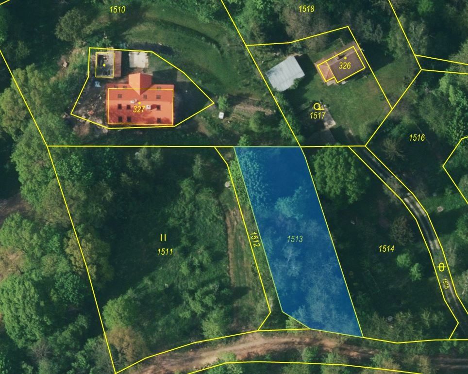 Nabízím k prodeji parcelu č. 1513, o výměře 854 m2. Pozemek 