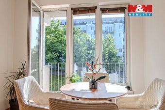 Pronájem moderního a světlého bytu 2+kk o výměře 50 m², situ