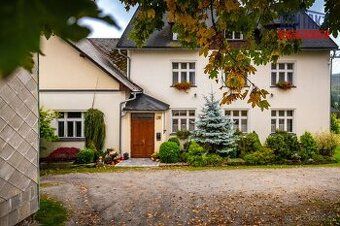 Nabízím na prodej zemědělskou usedlost (roubenka) na konci o