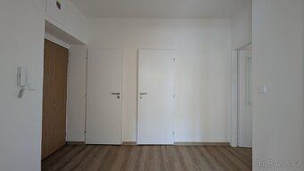 Městská část Praha 6 vyhlašuje veřejnou soutěž o nájem obecn