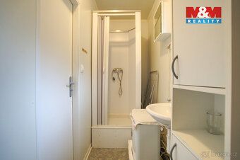 Nabízíme k prodeji slunný stavební pozemek o výměře 1329 m²,