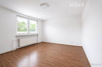 Pronájem prostorného bytu 3+1, 110 m², Zlín – ulice L. Váchy