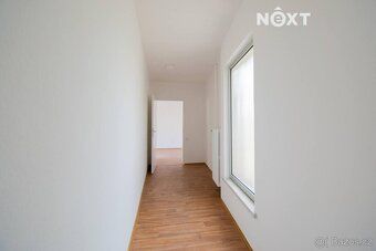 Pronájem prostorného bytu 3+1, 100 m², Zlín – ulice L. Váchy