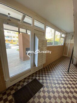 Stars reality Vám zprostředkují pronájem bytu 2+kk s lodžií 