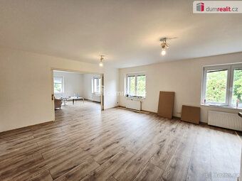 , Pronájem bytu o dispozici 3+kk s podlahovou plochou 98 m² 