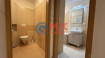 Nabízím k pronájmu byt 2+kk + galerie o výměře 85 m2. Nacház