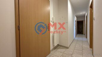 Nabízím k pronájmu byt 2+kk + galerie o výměře 85 m2. Nacház