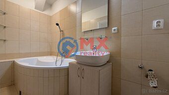 Nabízím k pronájmu byt 2+kk + galerie o výměře 85 m2. Nacház