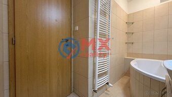 Nabízím k pronájmu byt 2+kk + galerie o výměře 85 m2. Nacház