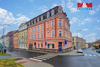 Nabízíme k prodeji velmi prostorný byt 4+1 o užitné ploše 11