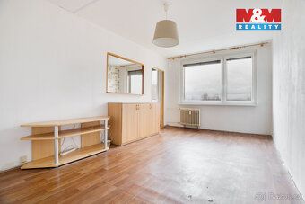 Nabízíme k prodeji prostorný a světlý byt 3+1 o užitné ploše