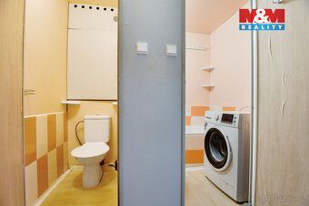 Nabízíme k prodeji prostorný a světlý byt 3+1 o užitné ploše
