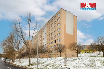 Nabízíme k prodeji prostorný a světlý byt 3+1 o užitné ploše