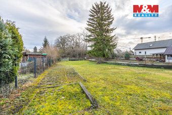 Nabízíme k prodeji zahradu o rozloze 702 m², ideální pro sta