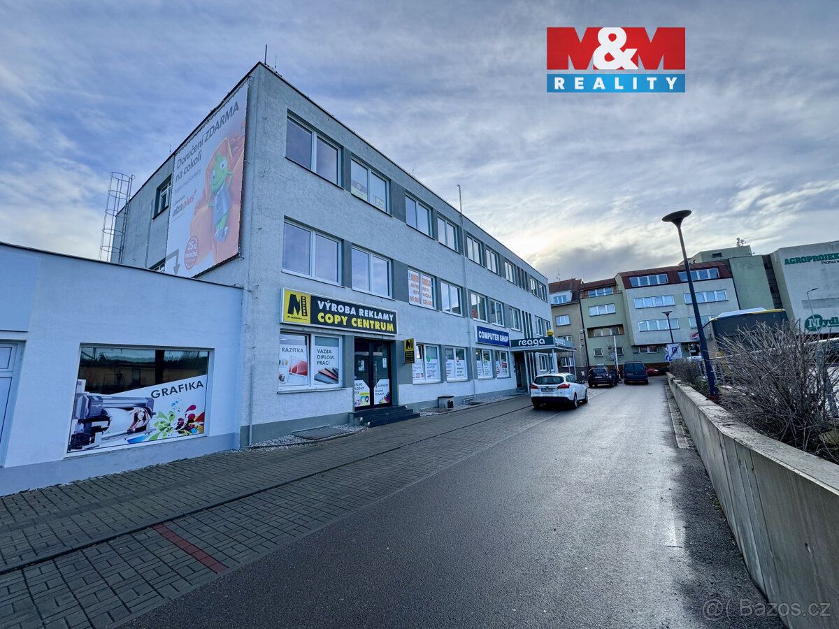 Nabízíme k pronájmu kancelář přímo v centru Benešova u Prahy