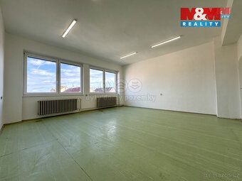 Nabízíme k pronájmu kancelář přímo v centru Benešova u Prahy