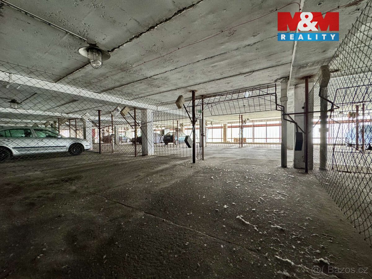 Prodej garážového stání o ploše 16 m² v Praze 9 - Střížkově,