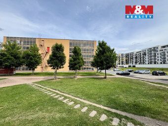 Prodej garážového stání o ploše 16 m² v Praze 9 - Střížkově,