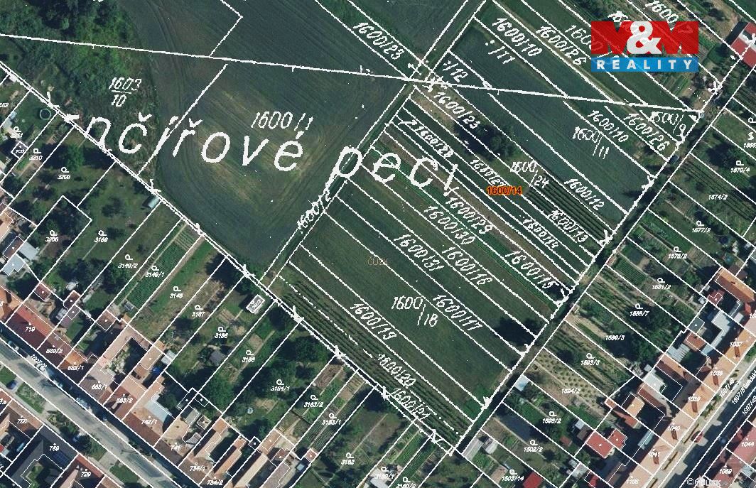 Prodej pozemku o výměře 163 m2 v katastru obce Lanžhot. Jedn