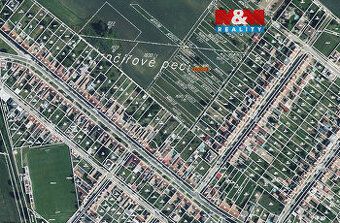 Prodej pozemku o výměře 163 m2 v katastru obce Lanžhot. Jedn