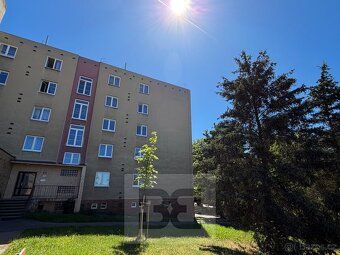 Ev.č. N09302 Klid. Světlo. Nový začátek.
Exkluzivně nabízíme