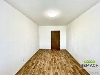 Ev.č. 03532 Nabízíme k pronájmu prostorný byt o dispozici 3+