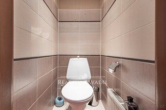 Ev.č. 01137 Hledáte klidné bydlení v přírodě, ale s dobrou d