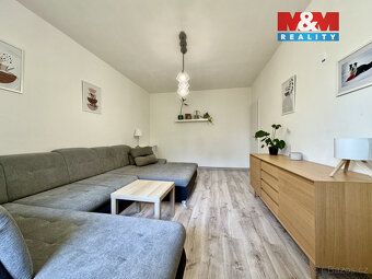 Nabízíme k dlouhodobému pronájmu zrekonstruovaný byt 2+1 o v