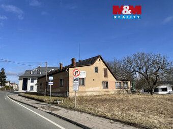 Prodám dům v Červeným Kostelci o velikosti 4+1 se stodolou a