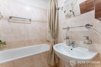 Ev.č. 00881 Podkrovní byt 2+kk, Orebitská, Praha 3 — Žižkov 