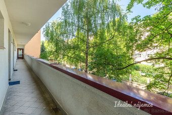 K dlouhodobému podnájmu nabízíme moderní a kompletně zrekons