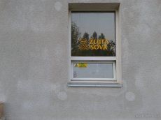 Pokoj ke spolubydlení v Milovicích. WC + koupelna na pokoji.