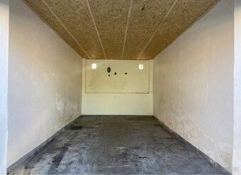 🚗 Pronájem garáže – Pardubice, Popkovice (18 m²) 🚗
Nabízím k