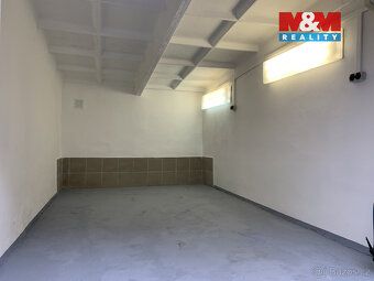 Nabízíme k pronájmu garáž na strategickém místě (přímo u náj